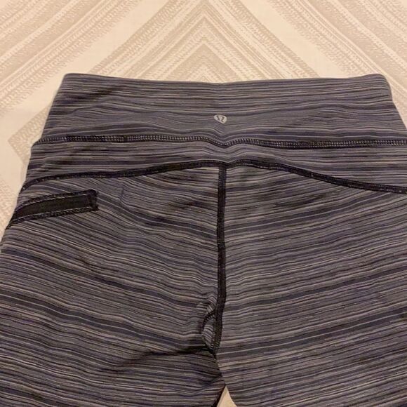 Lululemon Top Speed Crop Striped Leggings - Picture 6 of 7